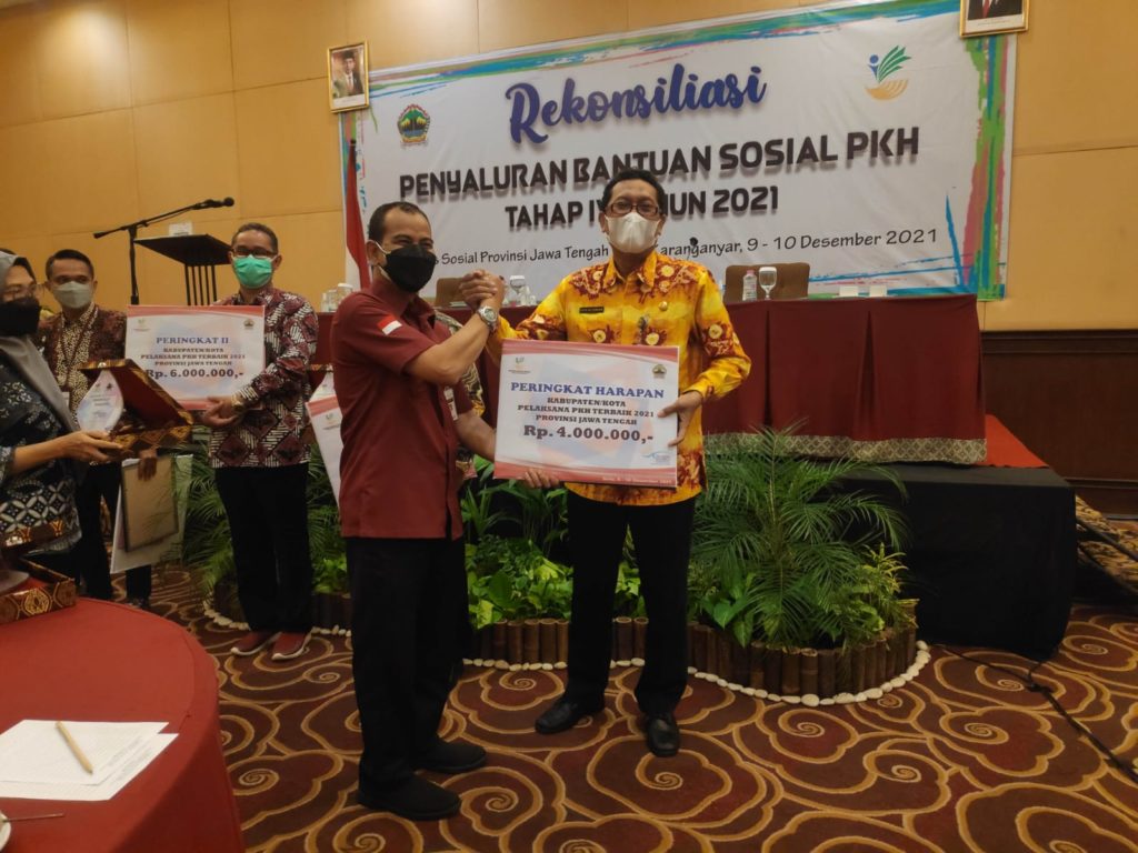 Pelaksana Program Keluarga Harapan Kota Magelang Raih Peringkat Harapan  Terbaik 2021 Tingkat Provinsi Jawa Tengah – Dinas Sosial Kota Magelang